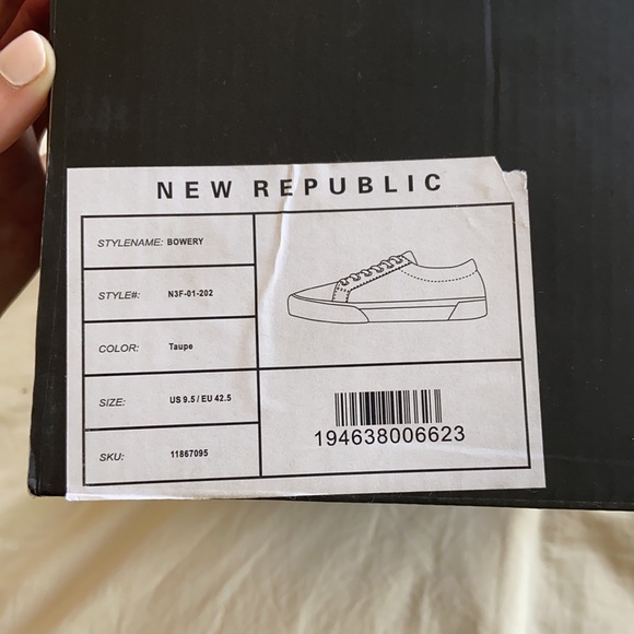 New republic men’s shoes - Picture 3 of 4